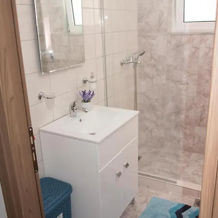Apartamento Brand New In Ialyssos *
